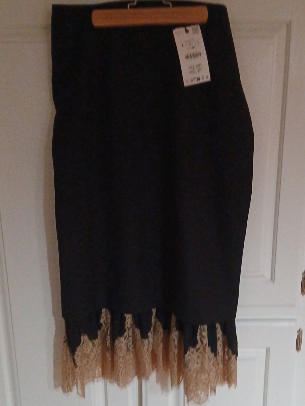Zara Midi Skirt NWT Black Pencil Skirt With Lace Trim Size Large - Picture 10 of 15